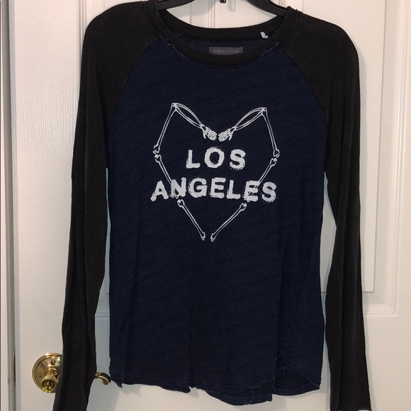 Kendall & Kylie Tee - Picture 2 of 7